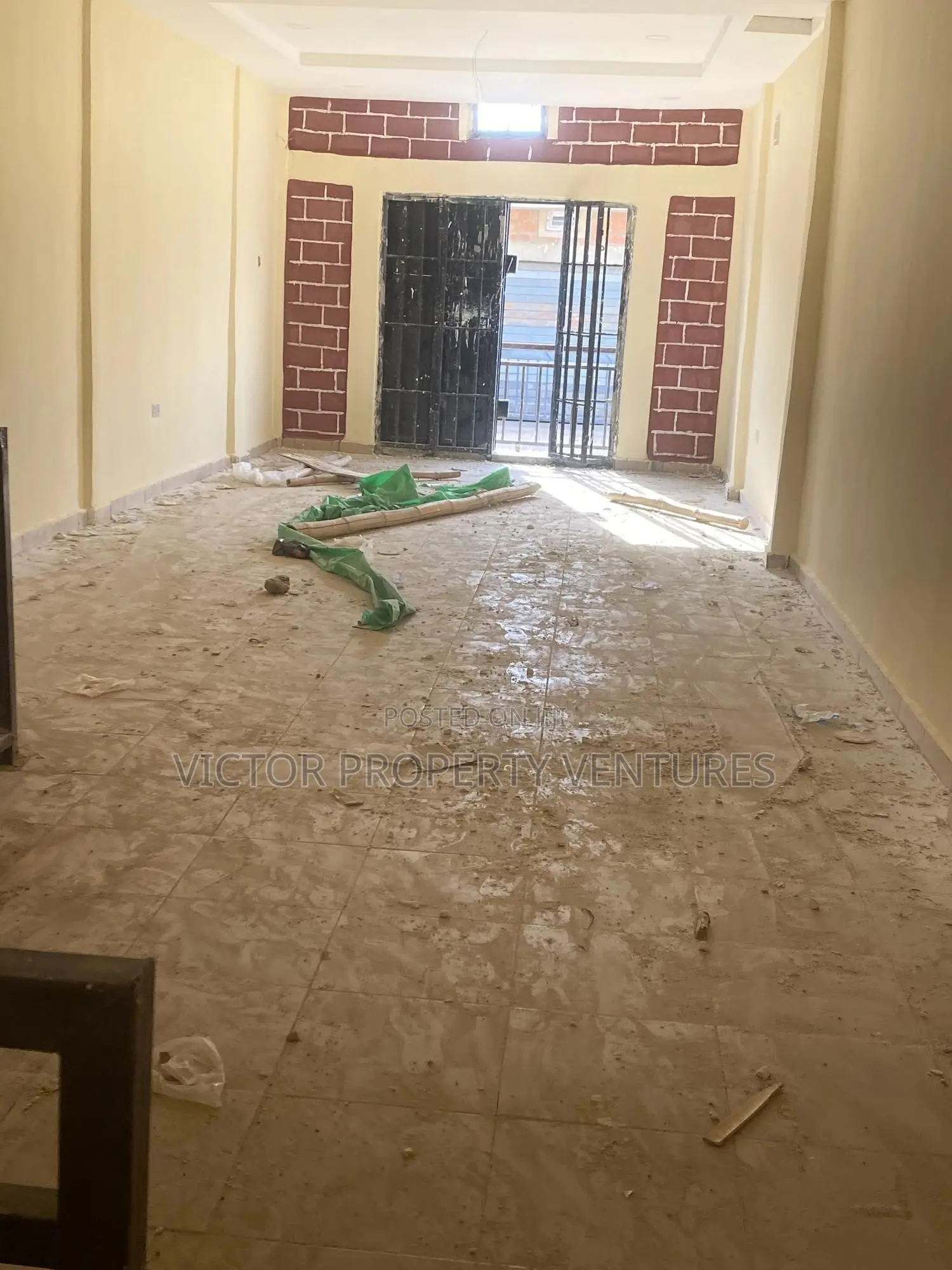 Spacious Up and Down Shop in Kubwa