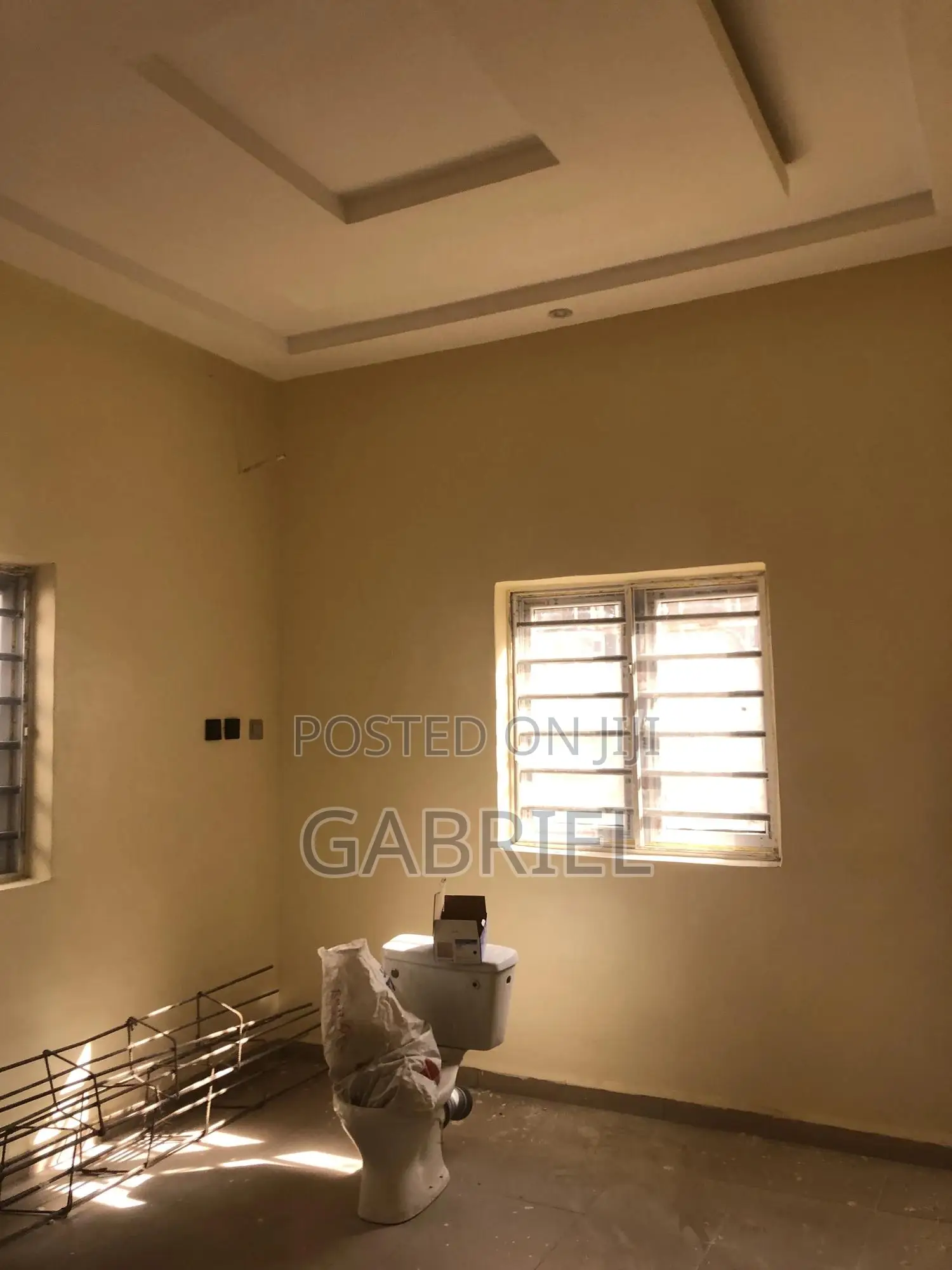 3bdrm Bungalow in Scc Road, Ushafa for sale in Ushafa