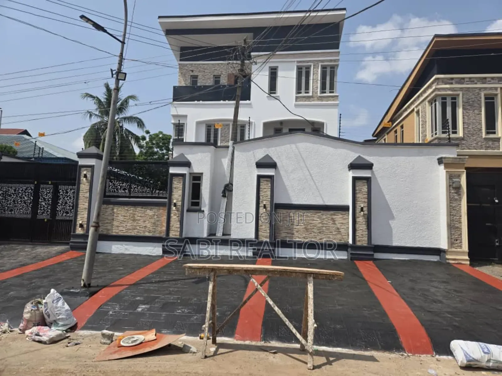 Furnished 8bdrm Maisonette in Gowon Estate, Egbeda for sale in Egbeda