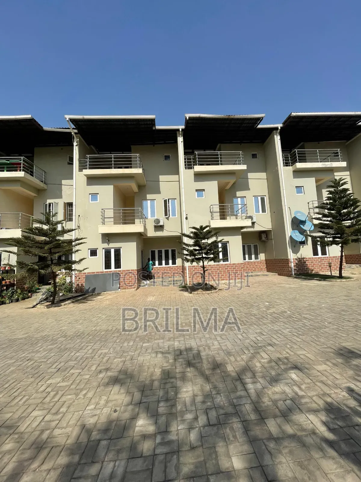 4bdrm Duplex in Life Camp for rent in Life Camp