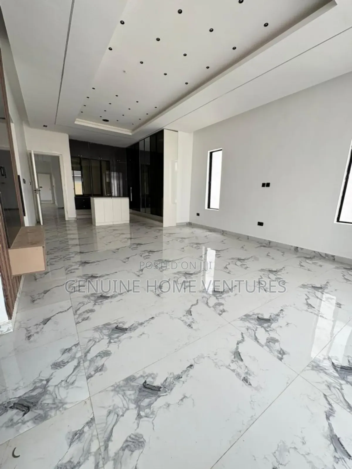 5bdrm Duplex in Ikota Lekki for sale in Ikota