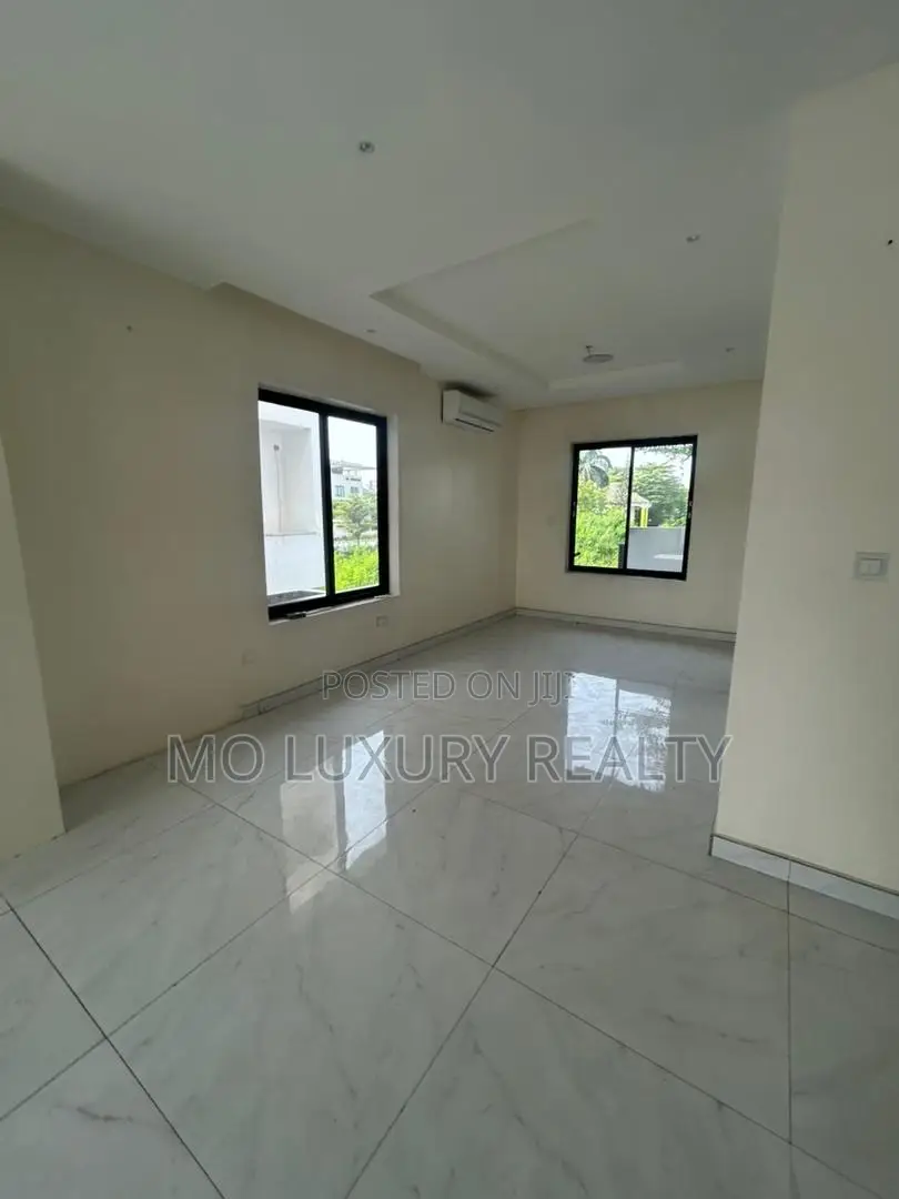 5bdrm Duplex in Banana Island Estate for rent in Banana Island