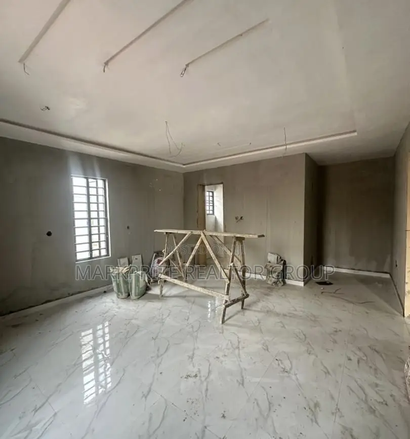 4bdrm Duplex in Ogba Lagos for sale in Ogba