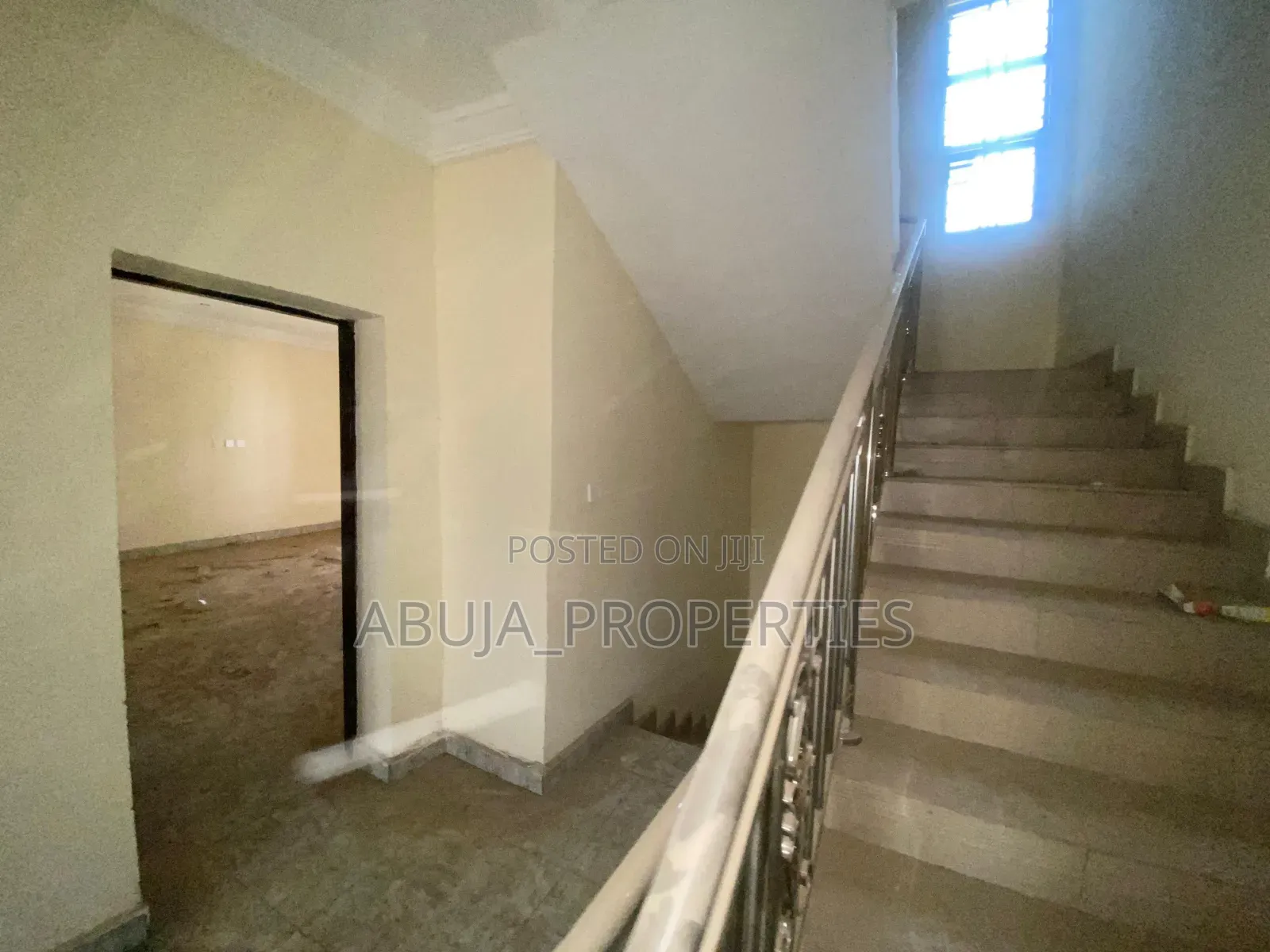 4bdrm Duplex in In A Secured Estate, Idu for sale in Idu