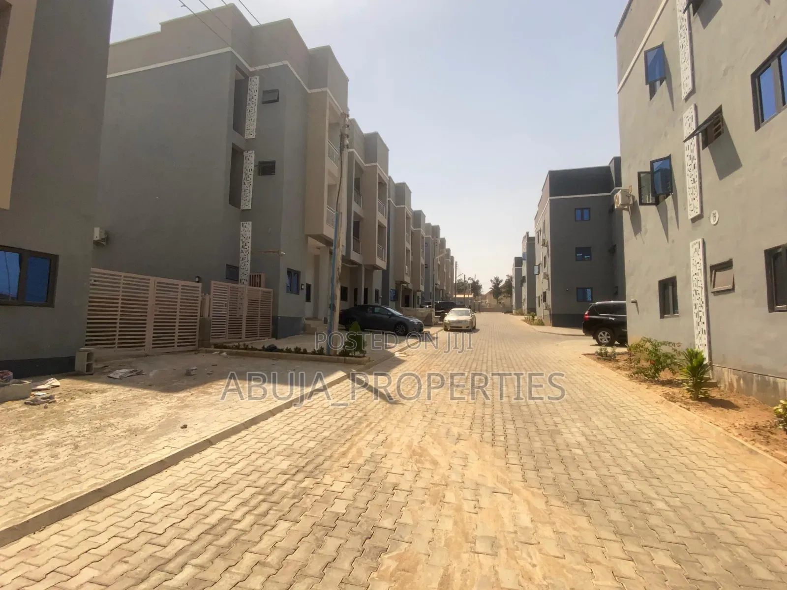 3bdrm Apartment in In A Secured Estate, Idu for sale in Idu