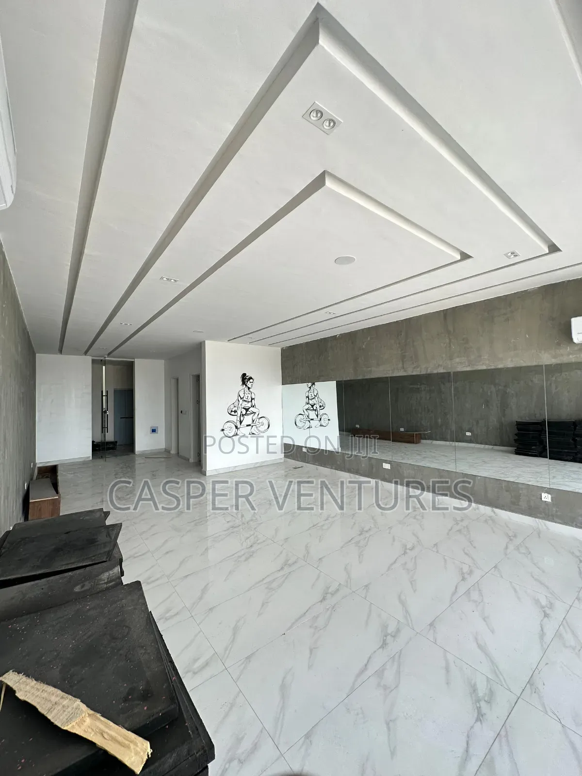2bdrm Apartment in Off Admiralty Way, Lekki Phase 1 for sale in Lekki Phase 1