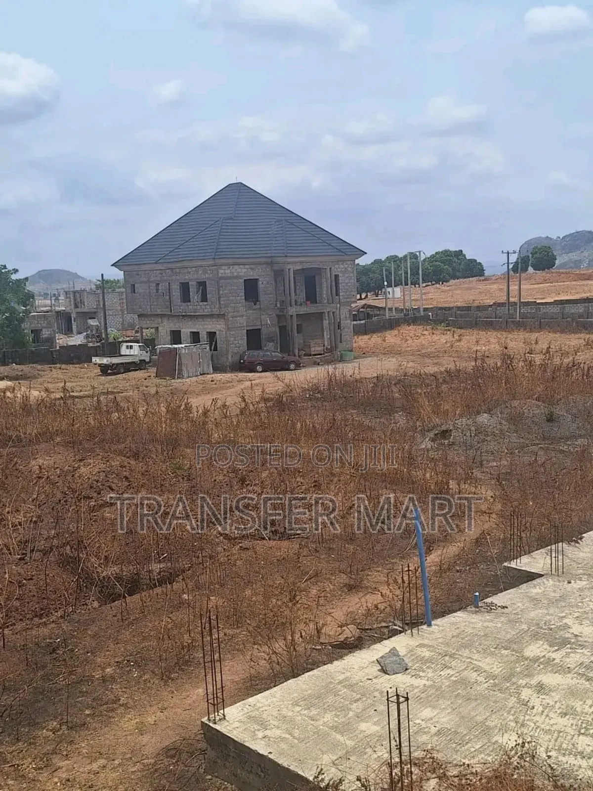 Lugbe, Off Airport Road Abuja. 5 Bedroom Detached Duplex!! in Sabon Lugbe