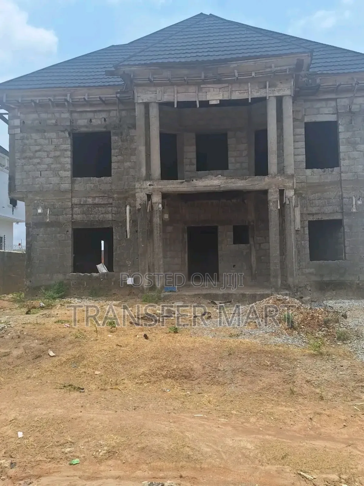 Lugbe, Off Airport Road Abuja. 5 Bedroom Detached Duplex!! in Sabon Lugbe