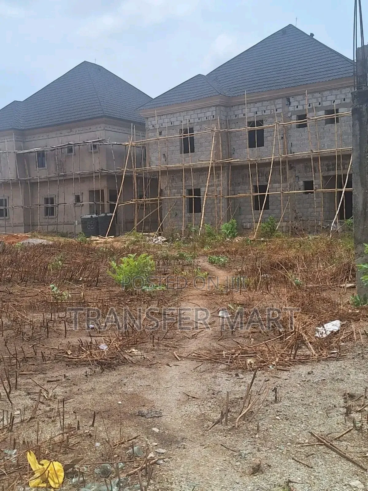 Lugbe, Off Airport Road Abuja. 5 Bedroom Detached Duplex!! in Sabon Lugbe