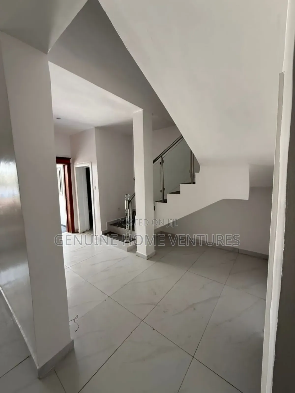3bdrm Duplex in Ikate Elegushi for sale in Ikate-Elegushi