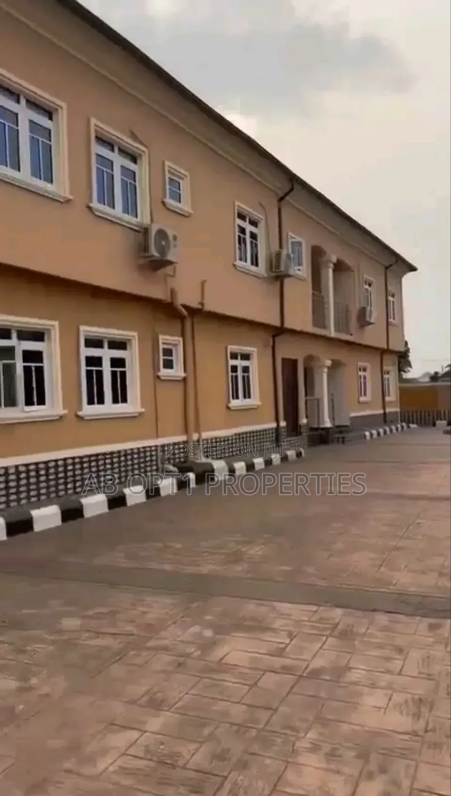 3bdrm Block of Flats in Amagba, Gra, Benin City for sale in Benin City