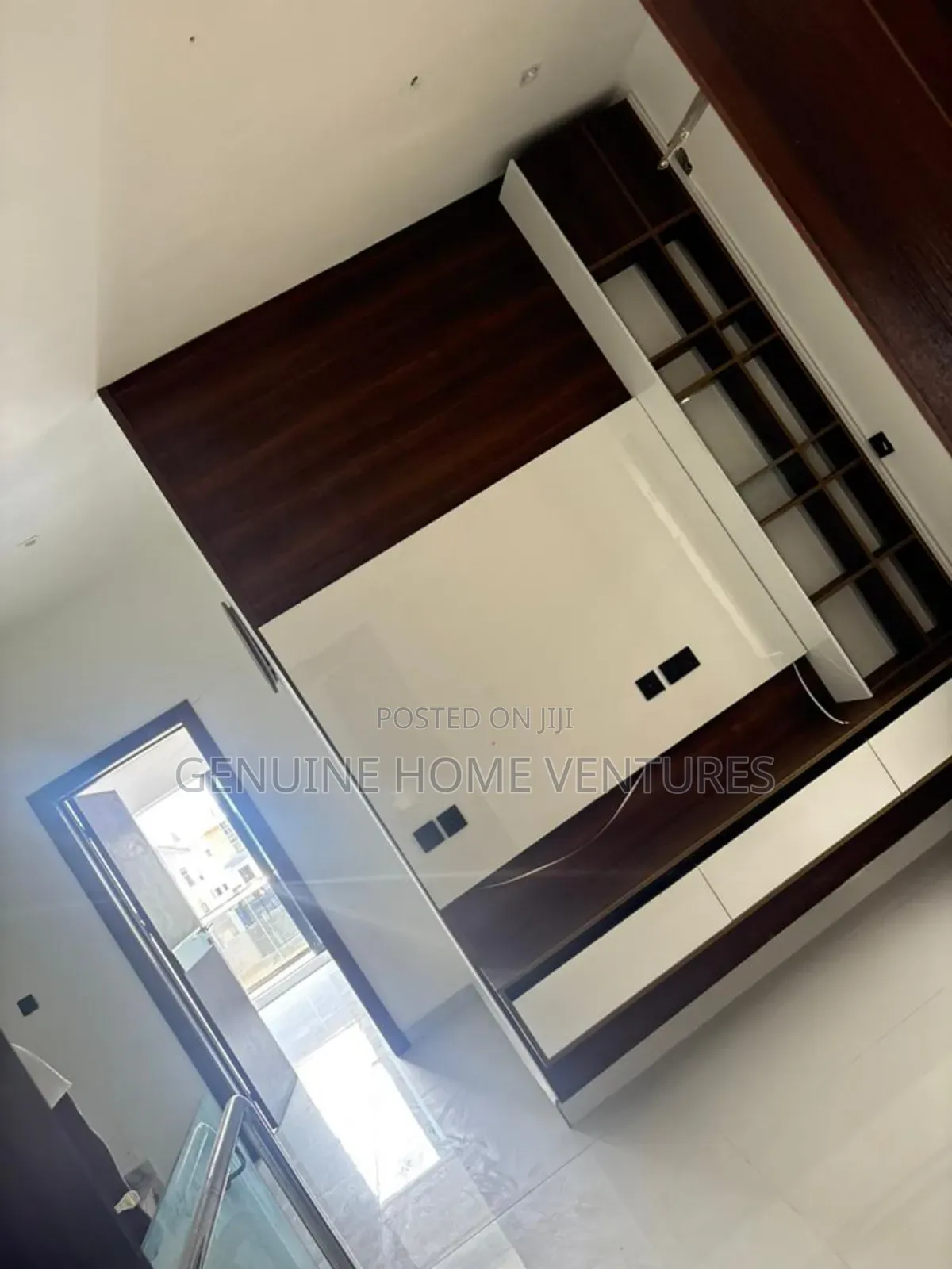 4bdrm Duplex in Ikota for sale in Ikota