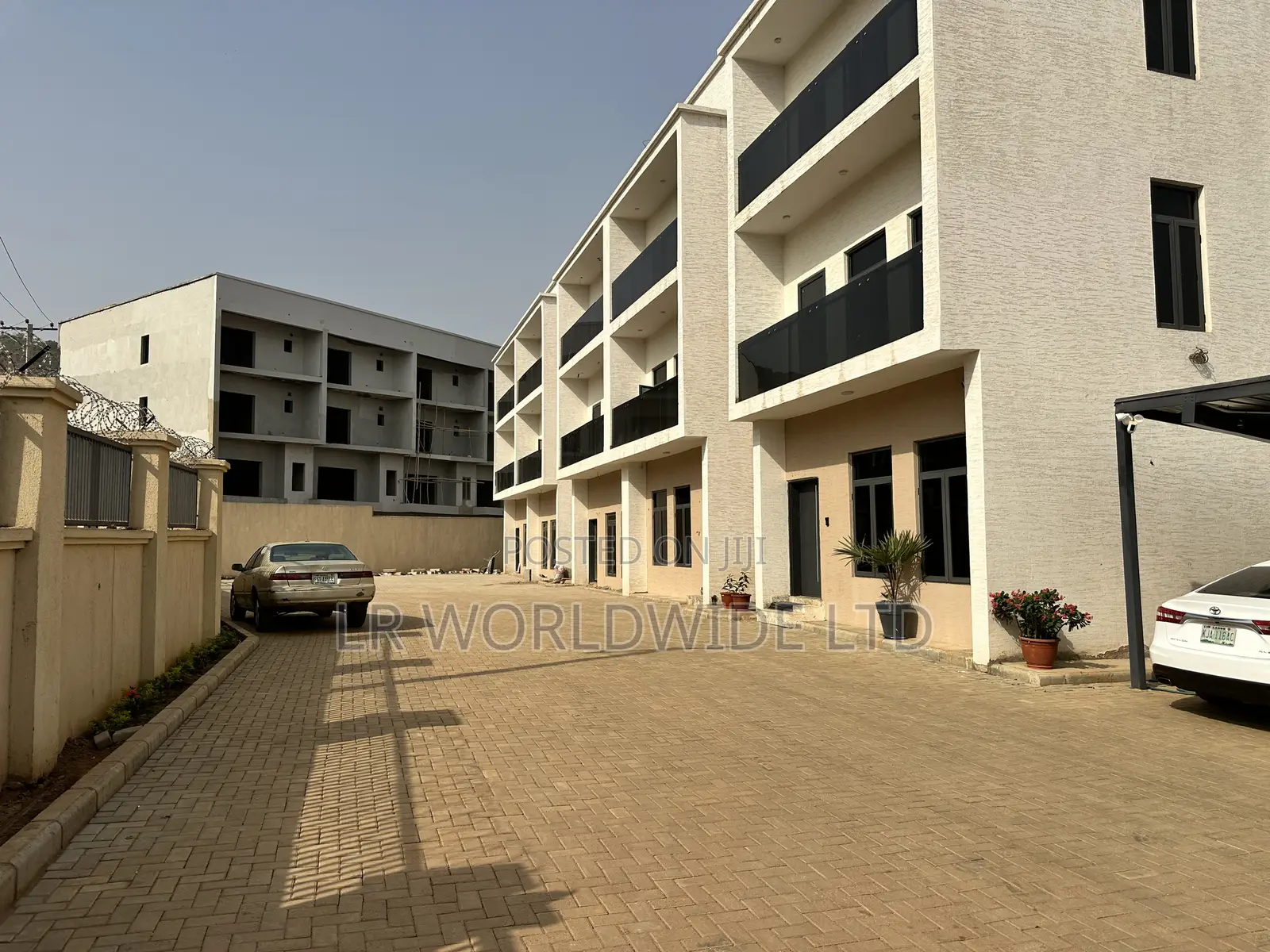 5bdrm Townhouse/Terrace in Katampe Extension for Sale in Katampe Extension