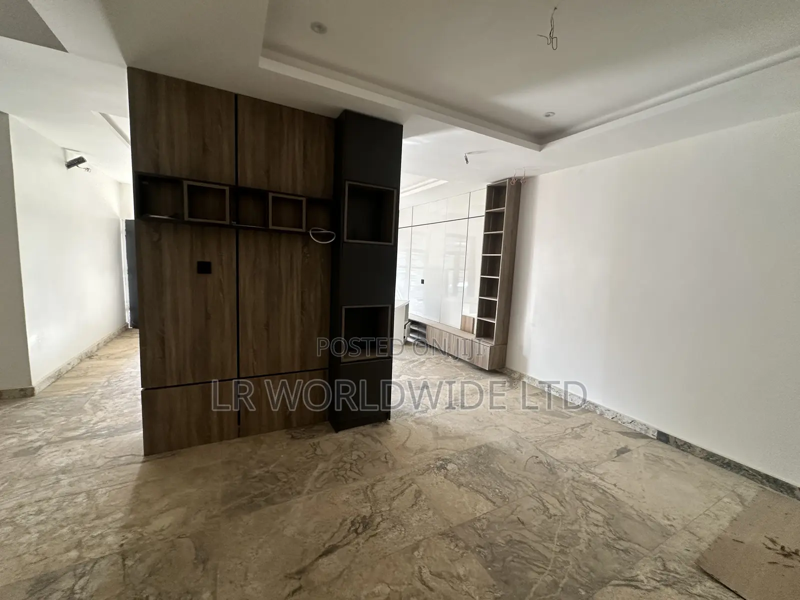 5bdrm Townhouse/Terrace in Katampe Extension for Sale in Katampe Extension