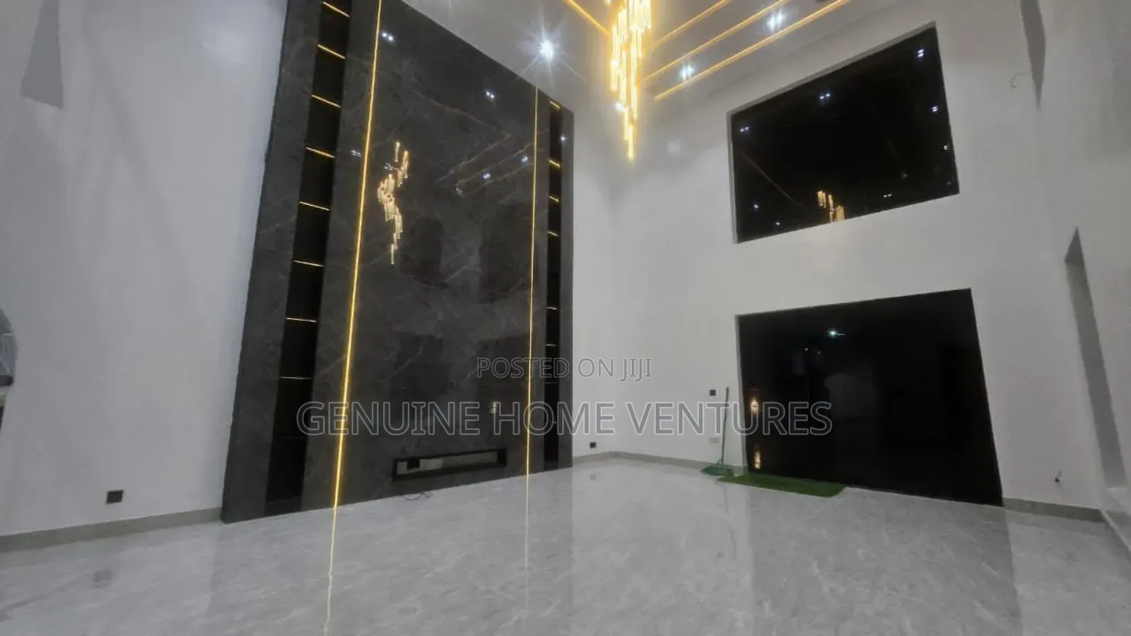 5bdrm Duplex in Atlantic View Estate for sale in Chevron
