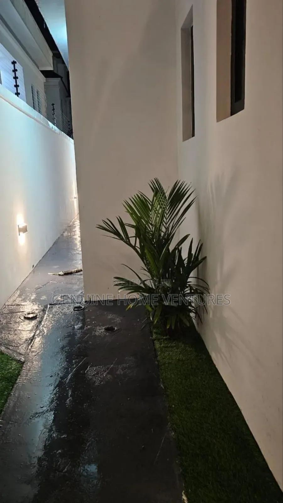 5bdrm Duplex in Atlantic View Estate for sale in Chevron