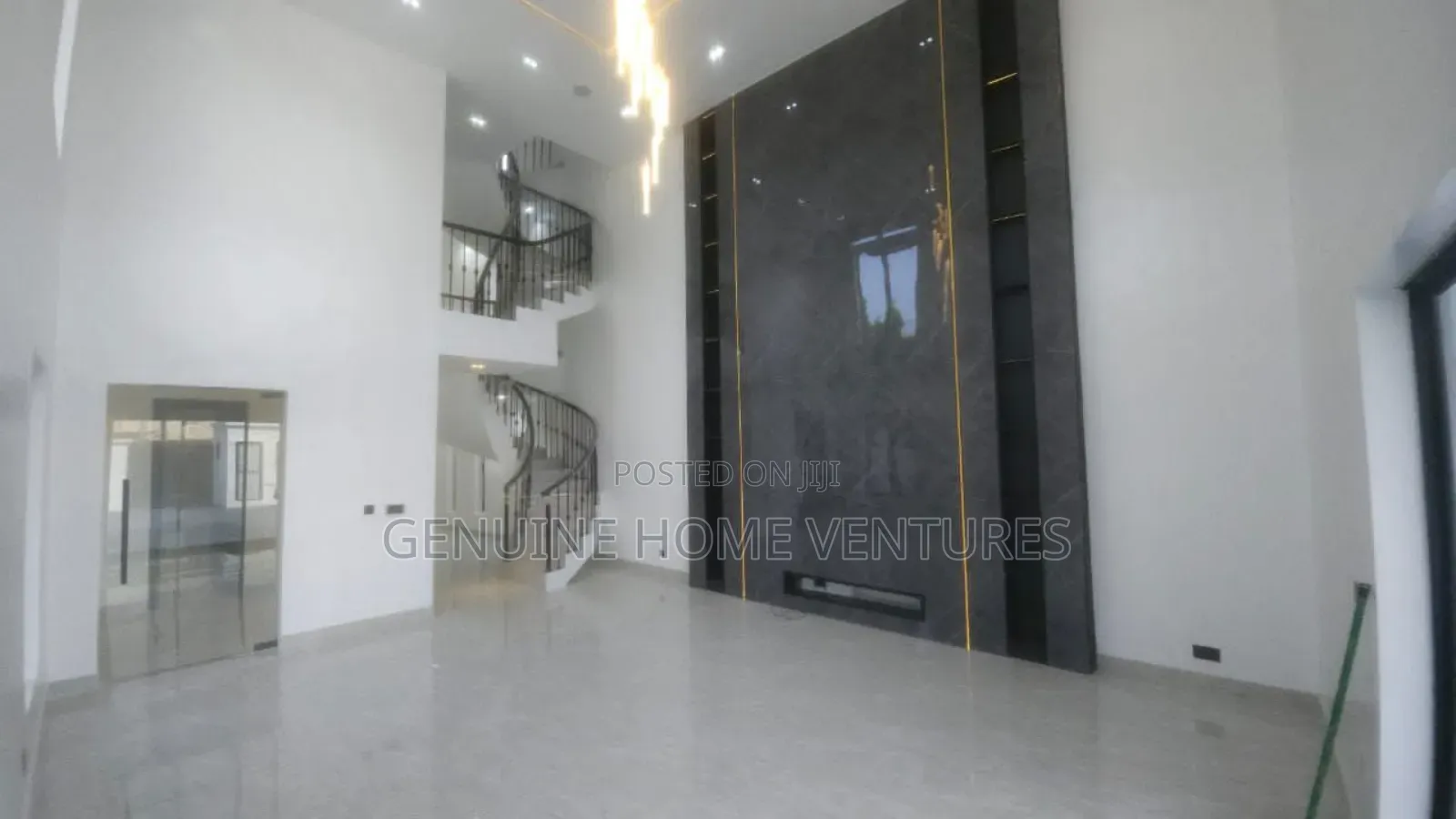 5bdrm Duplex in Atlantic View Estate for sale in Chevron