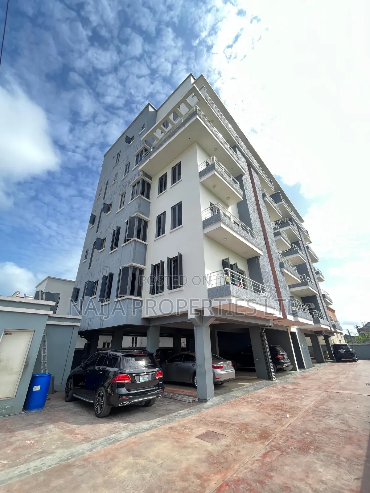3bdrm Apartment in Oral Estate, Ikota for rent in Ikota