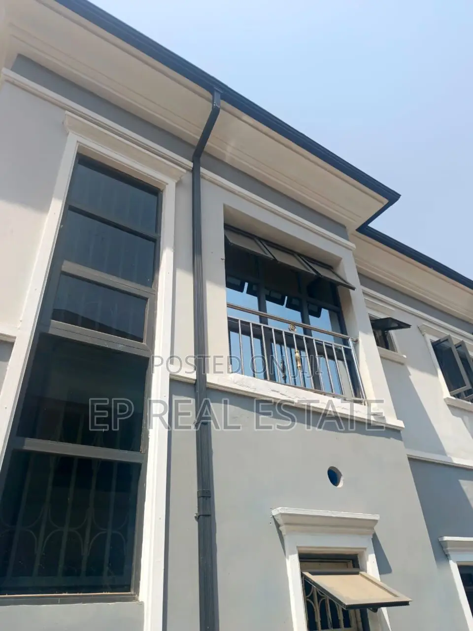 4bdrm Duplex in Karsana for sale in Karsana