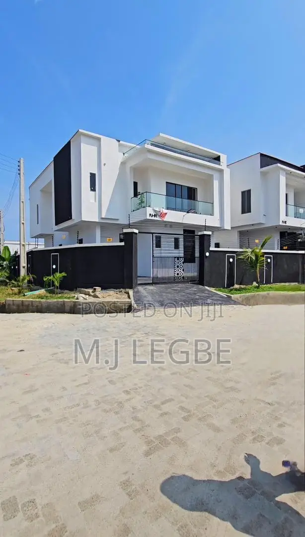 5bdrm Duplex in Ajah for sale in Ajah
