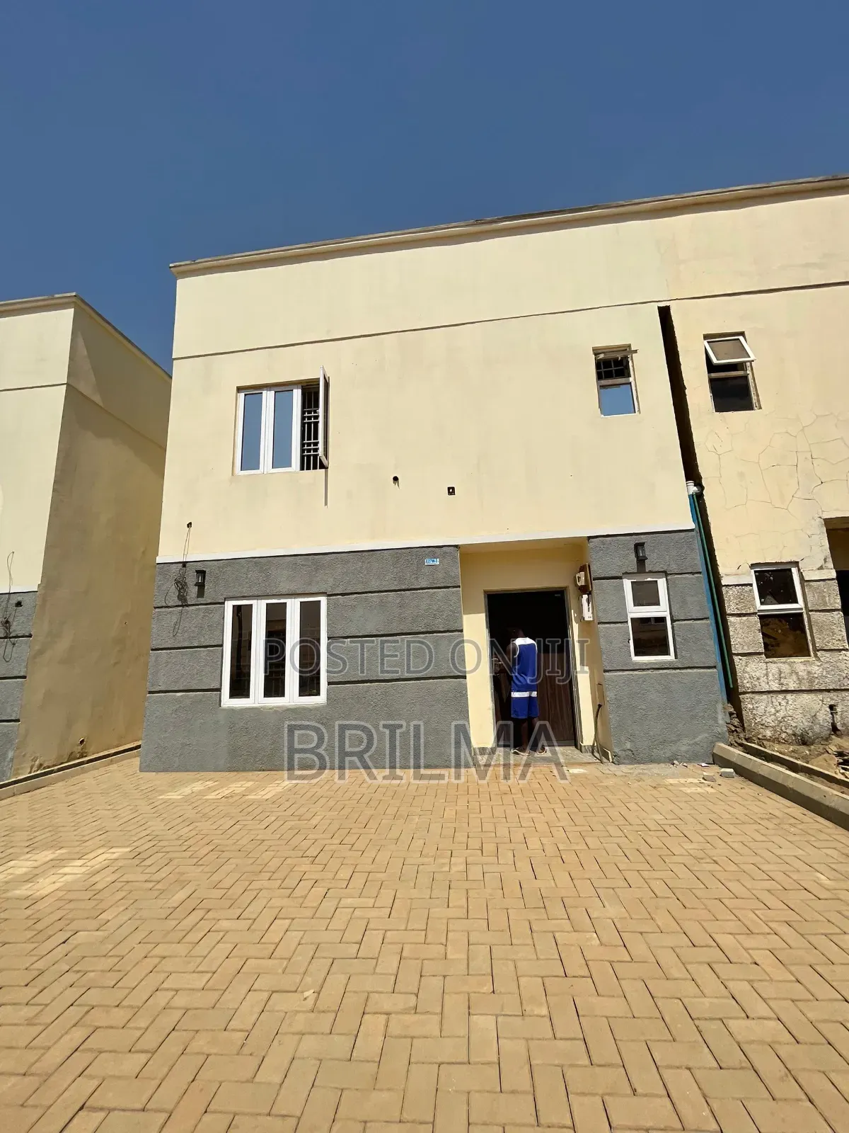 4bdrm Duplex in Life Camp for rent in Life Camp