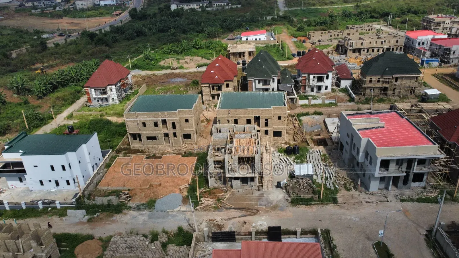 1000sqm Completely Dry Land for Sale at Rayfield Gardens City Estate. in Akala Express