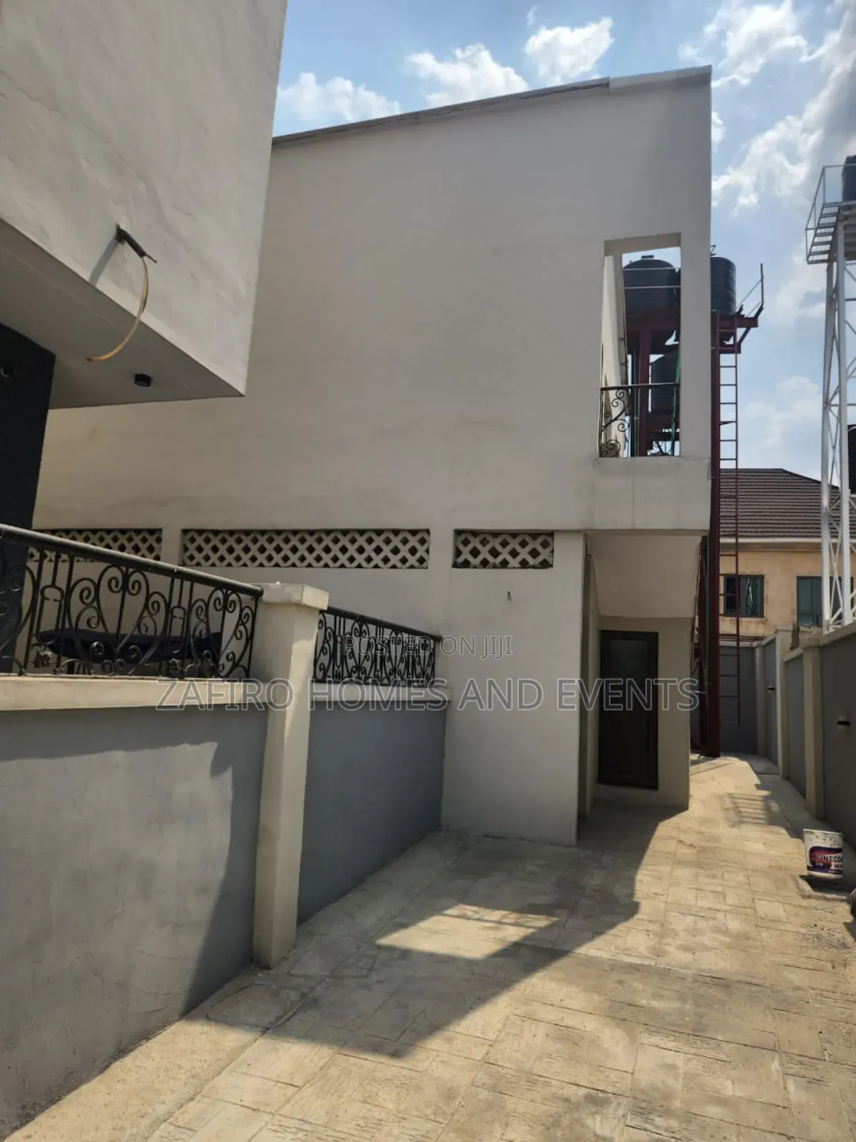2bdrm Apartment in Aerodrome Estate,  for rent in Ibadan