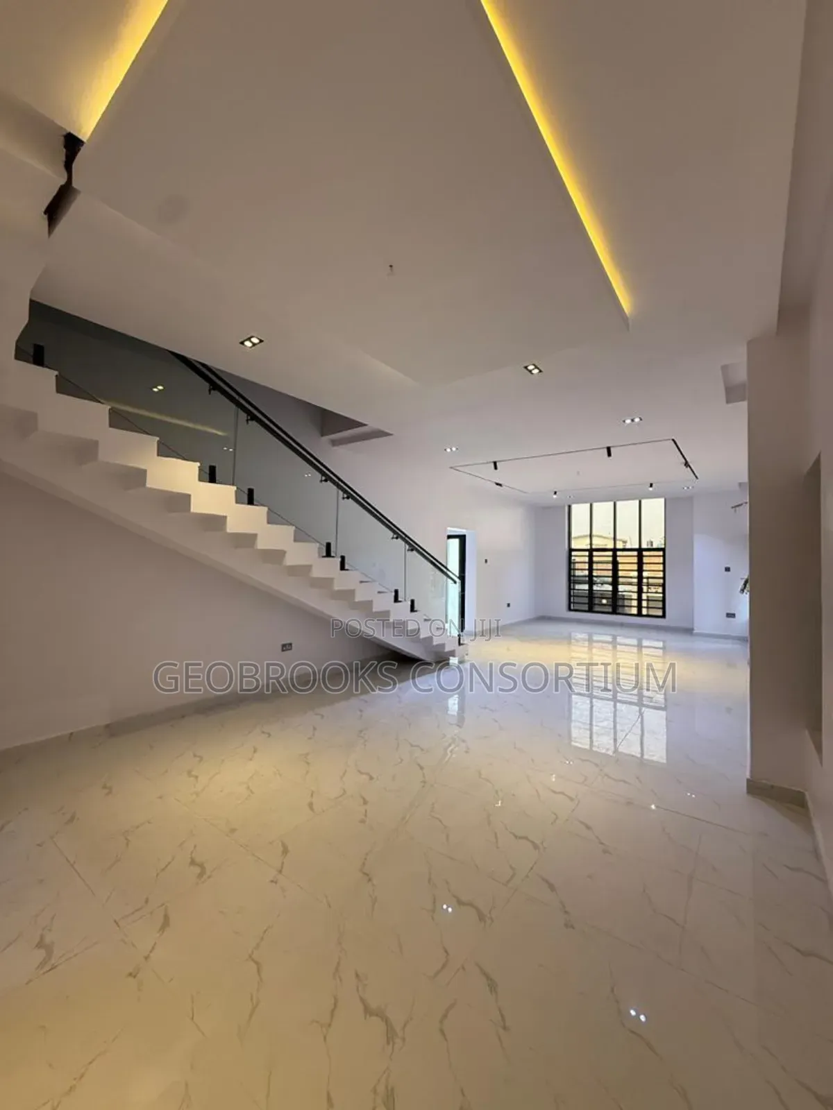 4bdrm Duplex in Carlton Gate Estate, Akobo for sale in Akobo