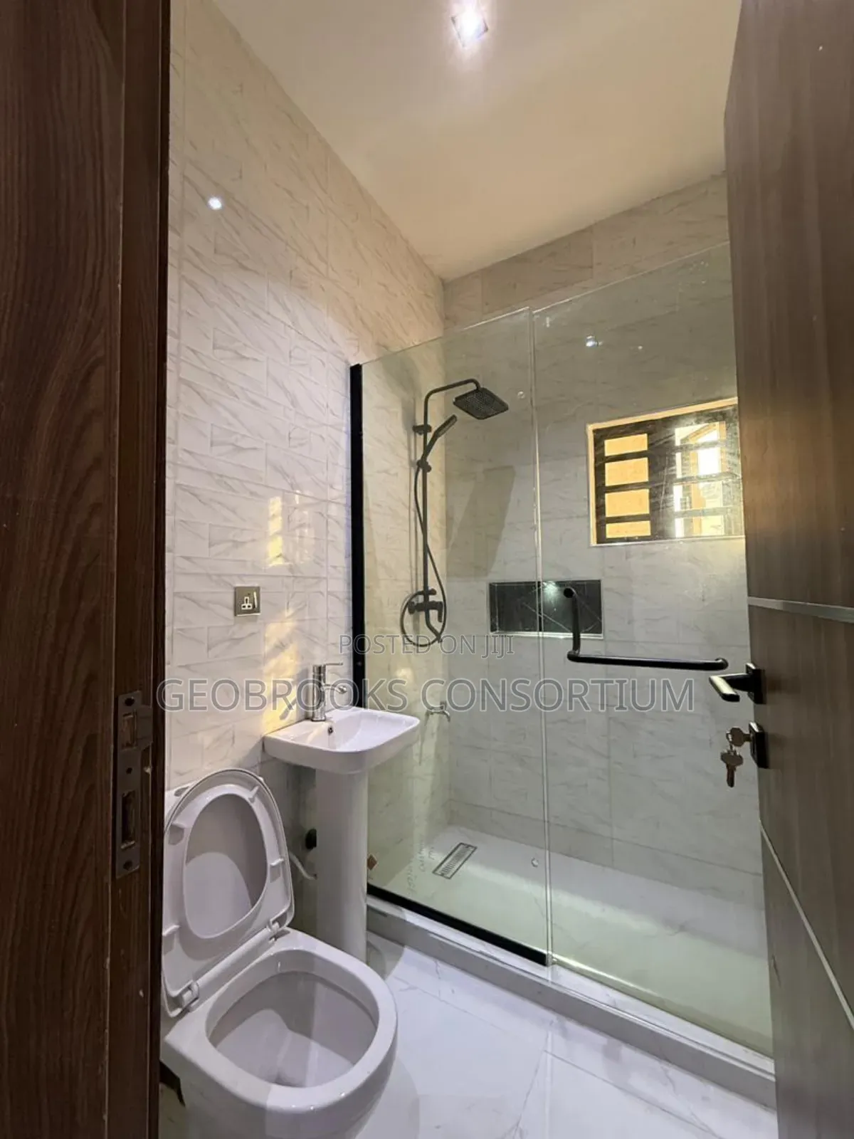 4bdrm Duplex in Carlton Gate Estate, Akobo for sale in Akobo