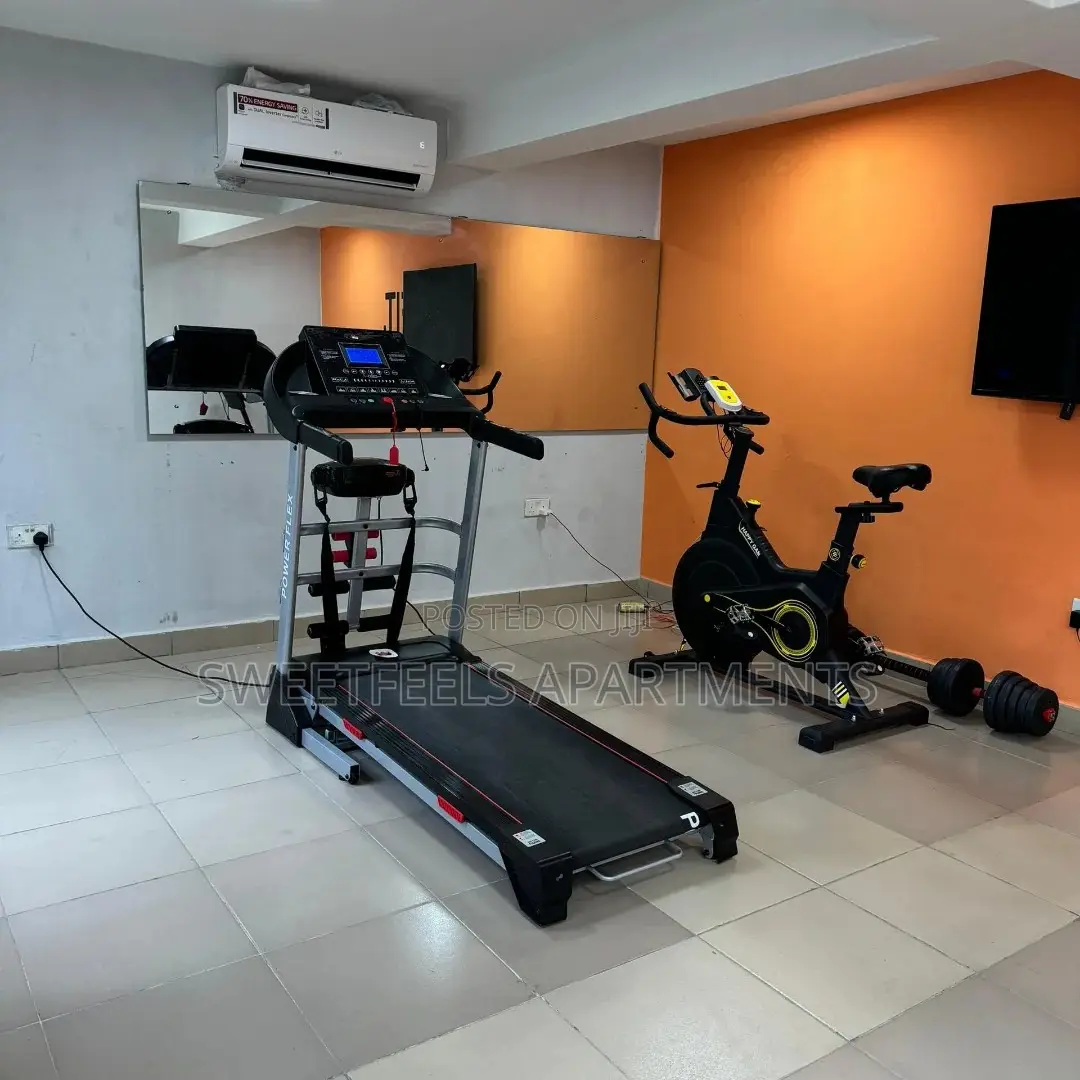 Fully Furnished Premium Penthouse Studio With Balcony in Lekki Phase 1