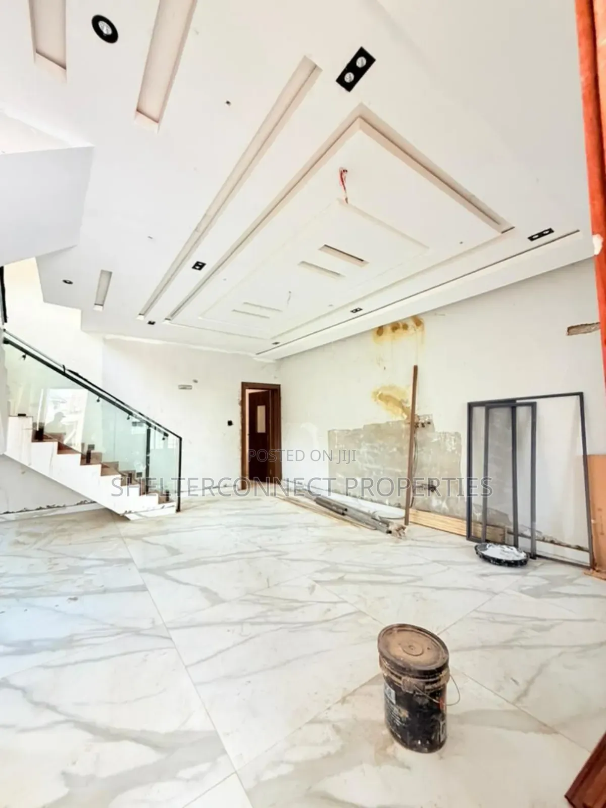 4bdrm Duplex in Omole Phase 2 for sale in Omole Phase 2