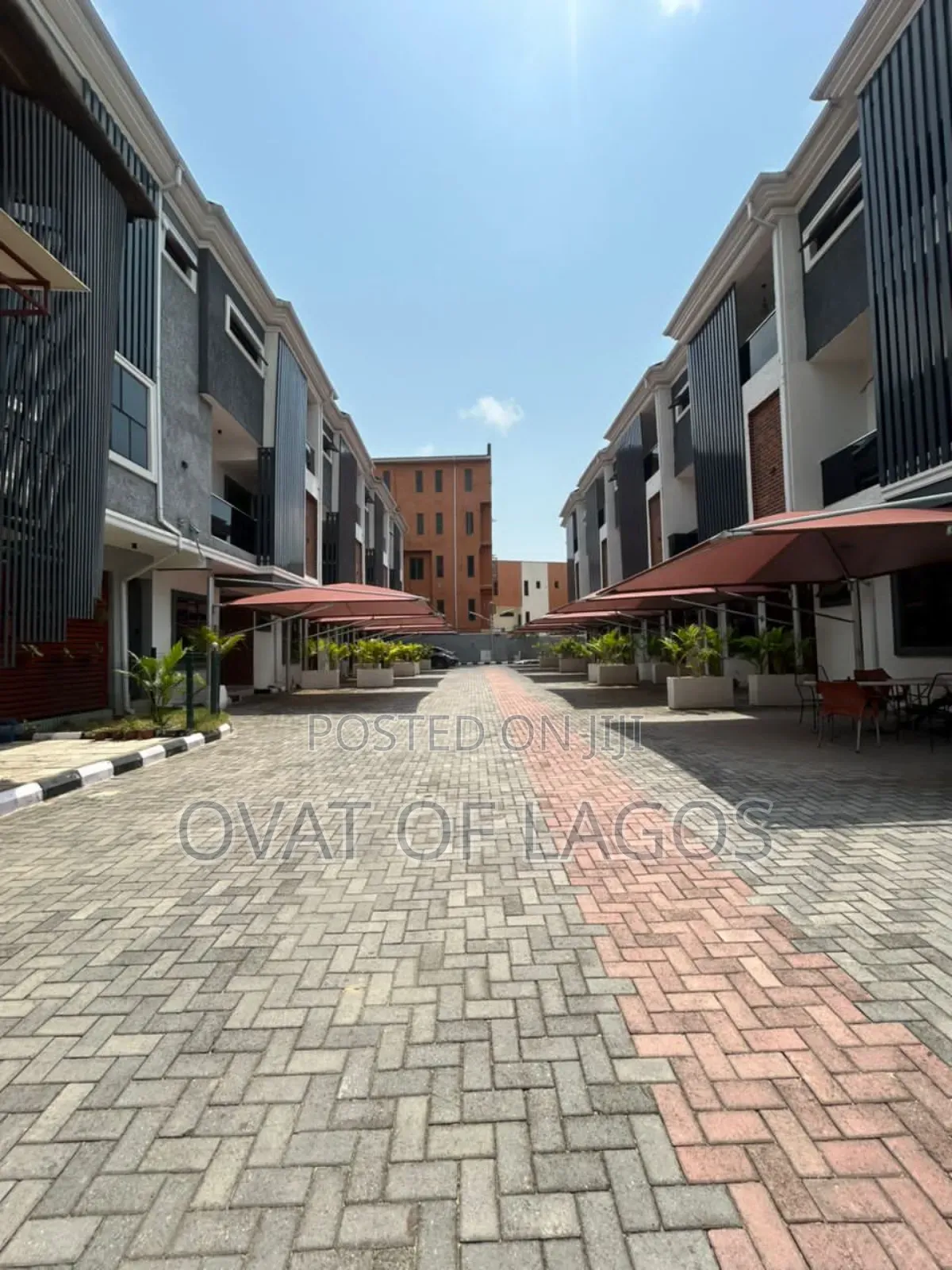 4bdrm Duplex in Ikate for sale in Ikate
