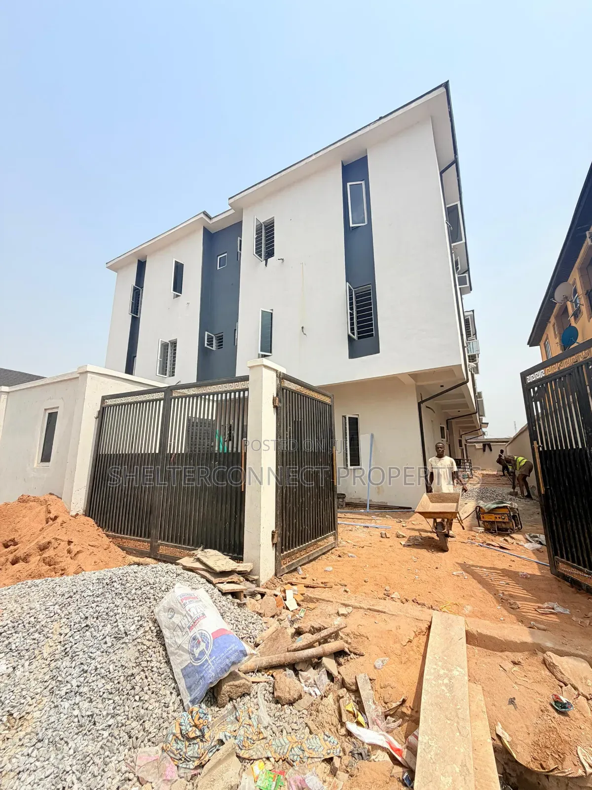 2bdrm Apartment in Oworonshoki / Gbagada for sale in Oworonshoki / Gbagada