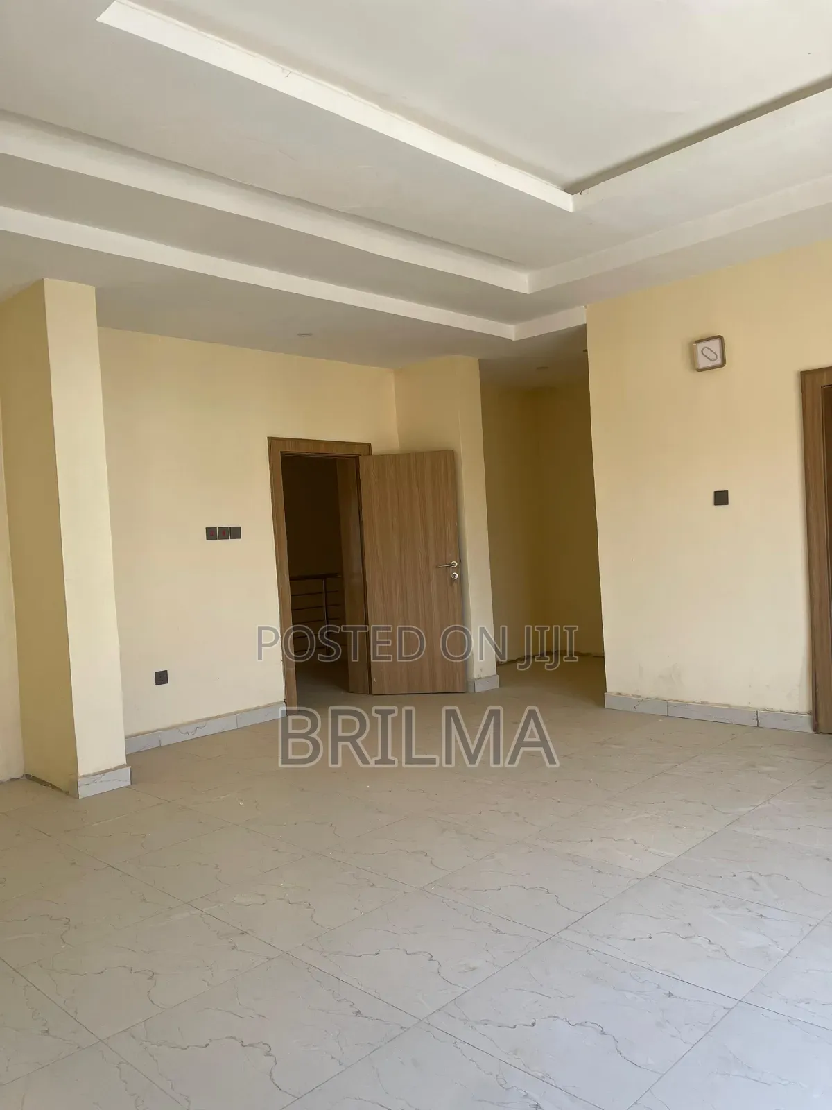 4bdrm Duplex in Life Camp for sale in Life Camp
