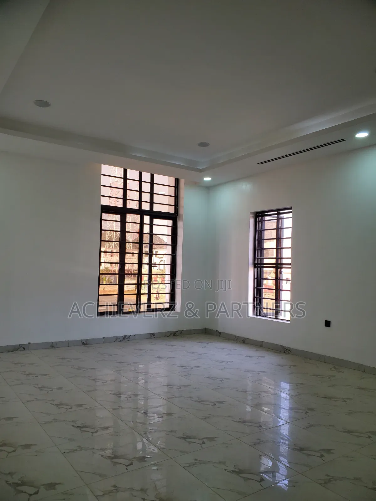 7bdrm Mansion in Guzape District for sale in Guzape District