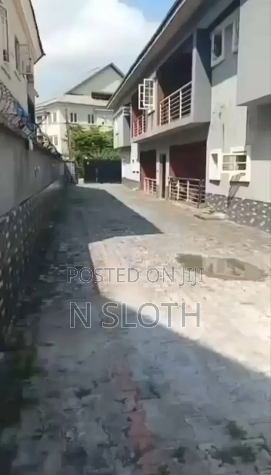 12bdrm Block of Flats in Ikota for rent in Ikota