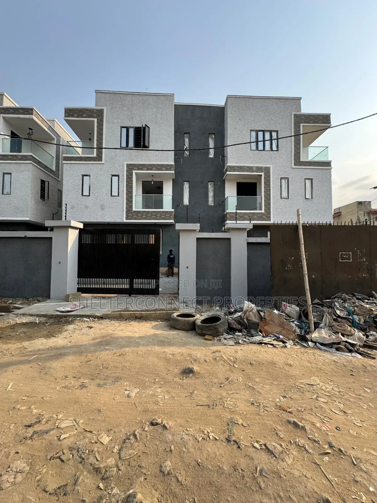 4bdrm Duplex in Berger for sale in Berger