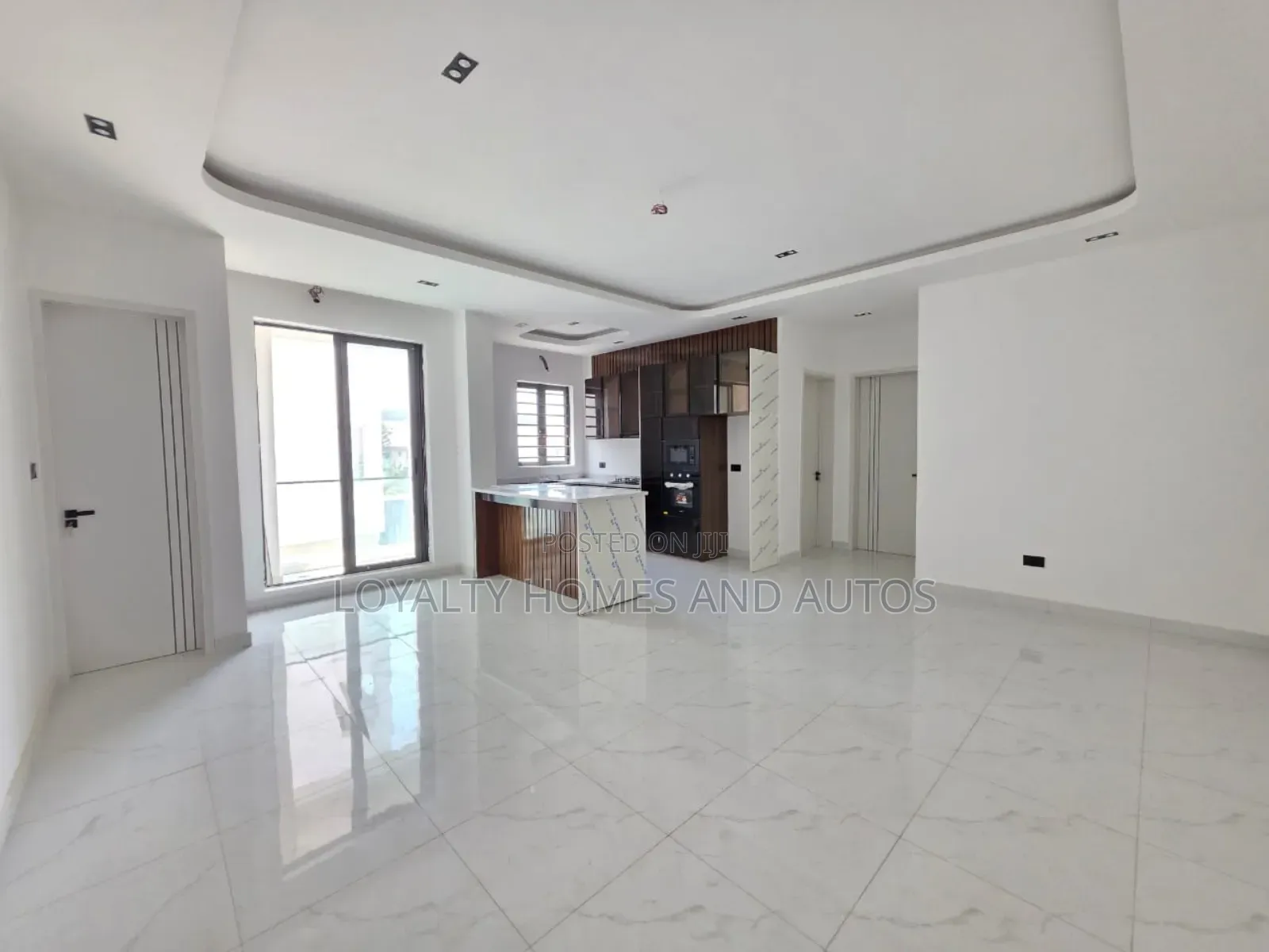 3bdrm House in Yaba for sale in Yaba