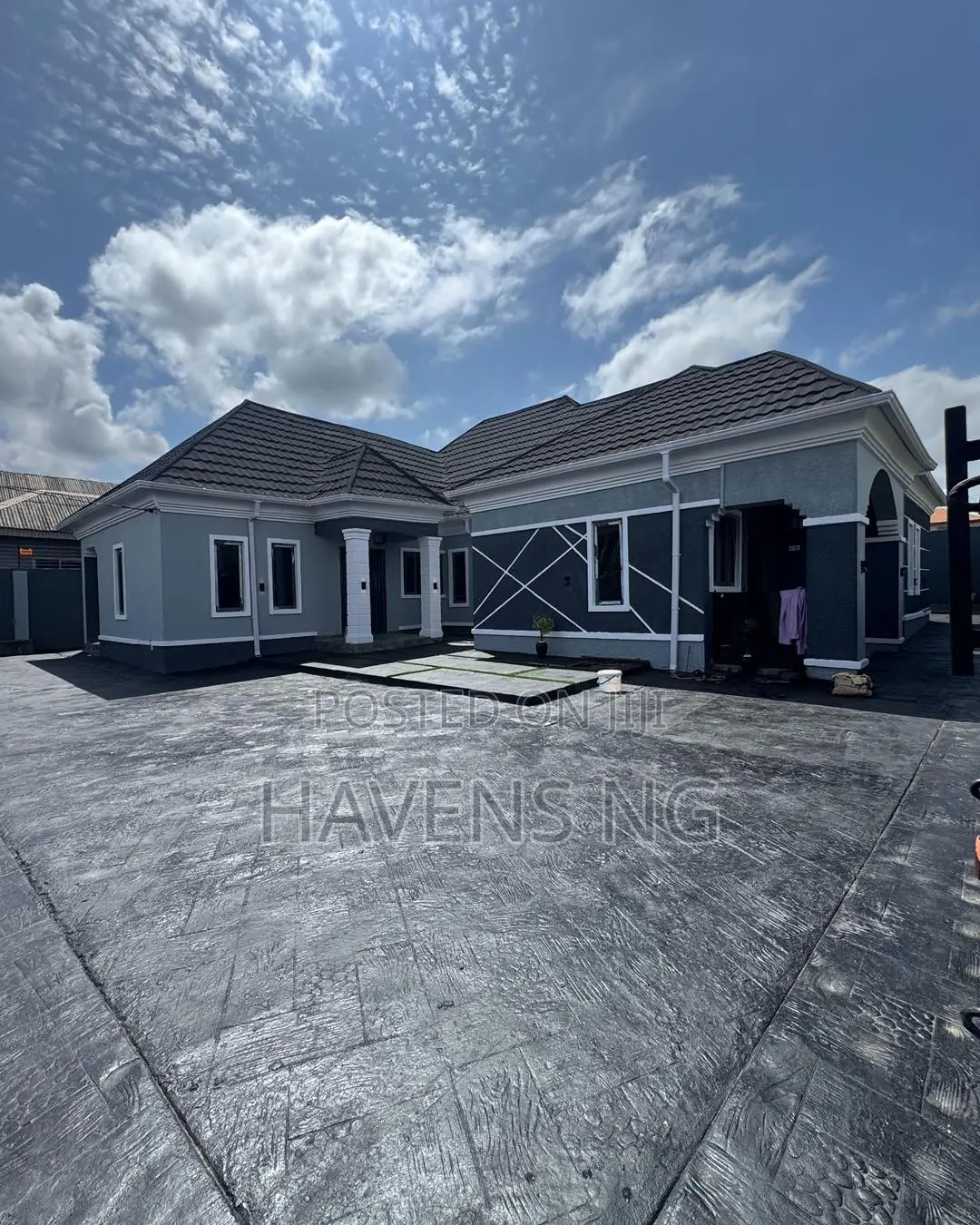 3bdrm Bungalow in Oluyole for sale in Oluyole