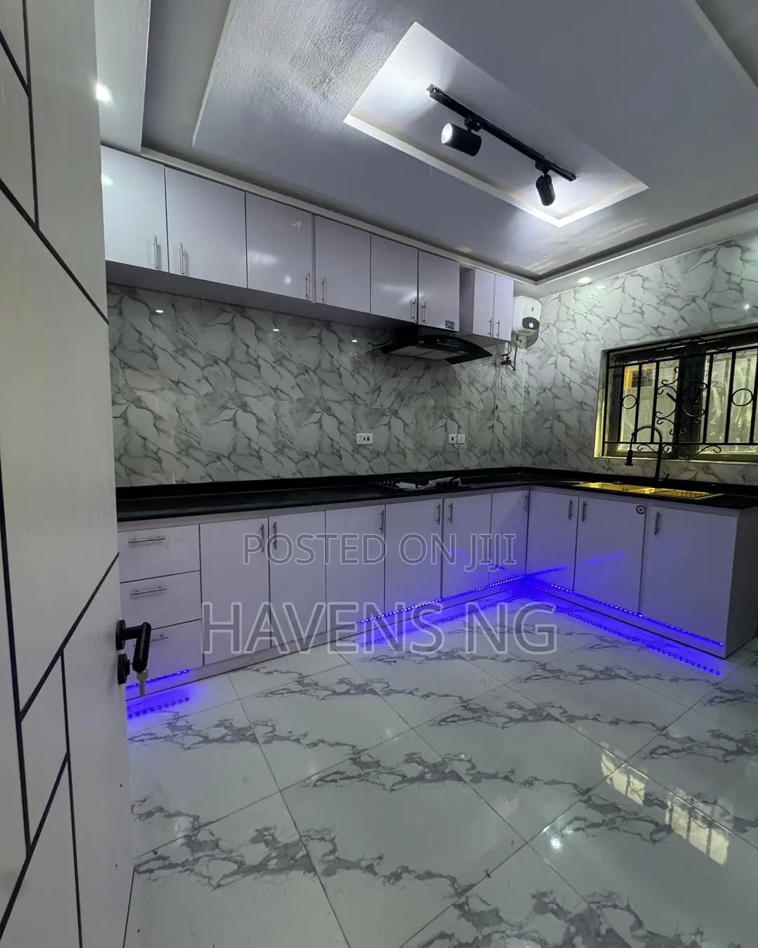 3bdrm Bungalow in Oluyole for sale in Oluyole