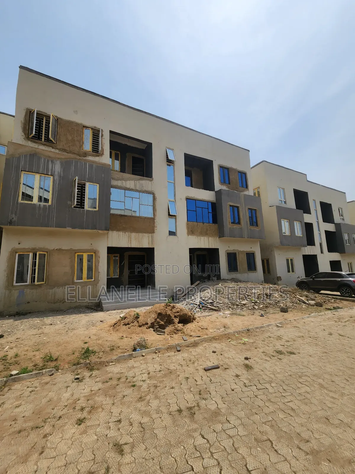 4bdrm Townhouse/Terrace in Jahi for sale in Jahi