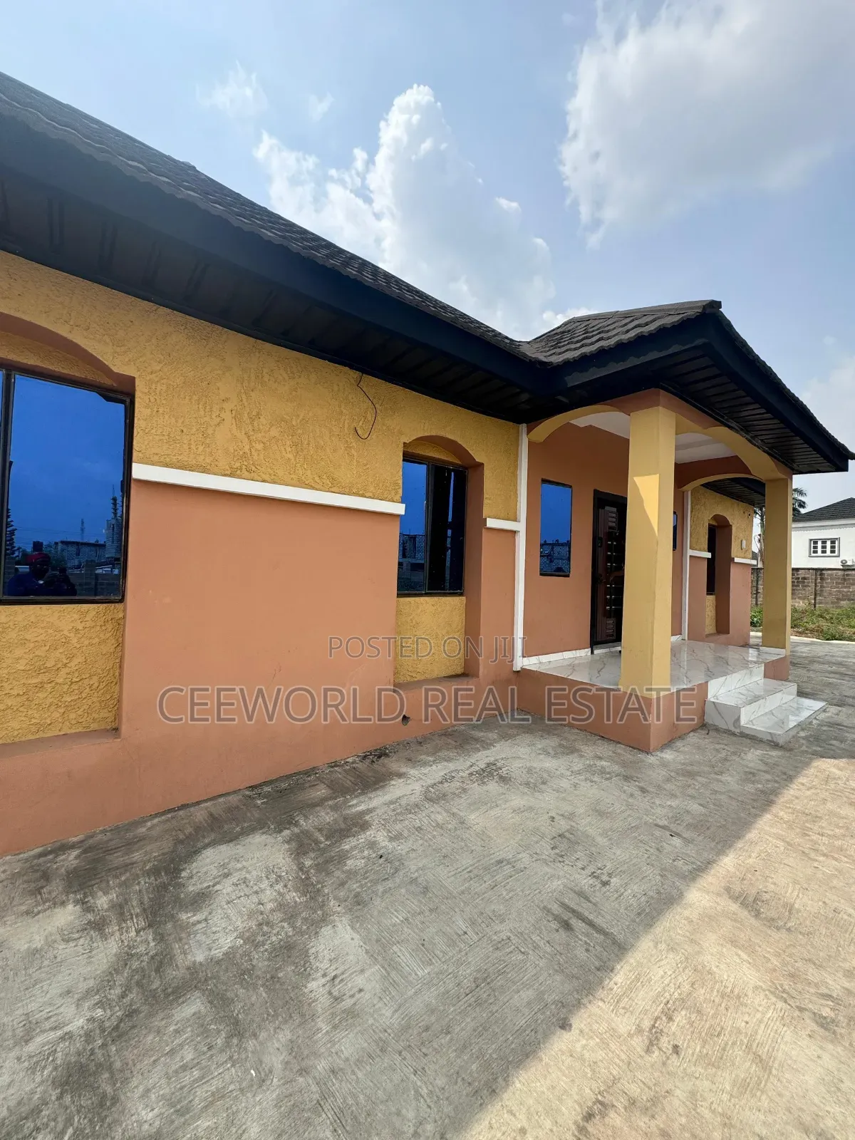 2bdrm Bungalow in Kolapo Ishola Gra, Akobo for rent in Akobo