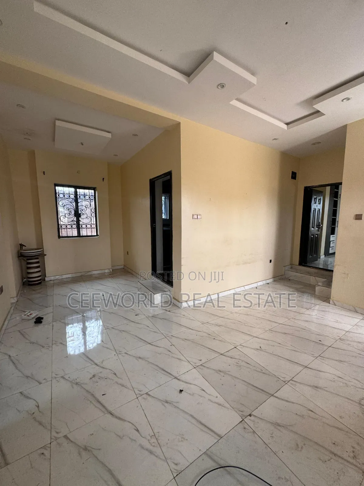 2bdrm Bungalow in Kolapo Ishola Gra, Akobo for rent in Akobo