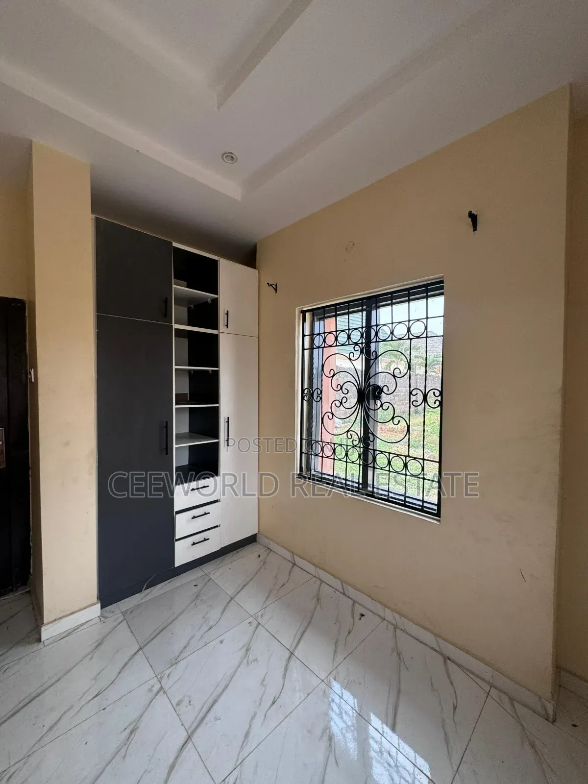 2bdrm Bungalow in Kolapo Ishola Gra, Akobo for rent in Akobo