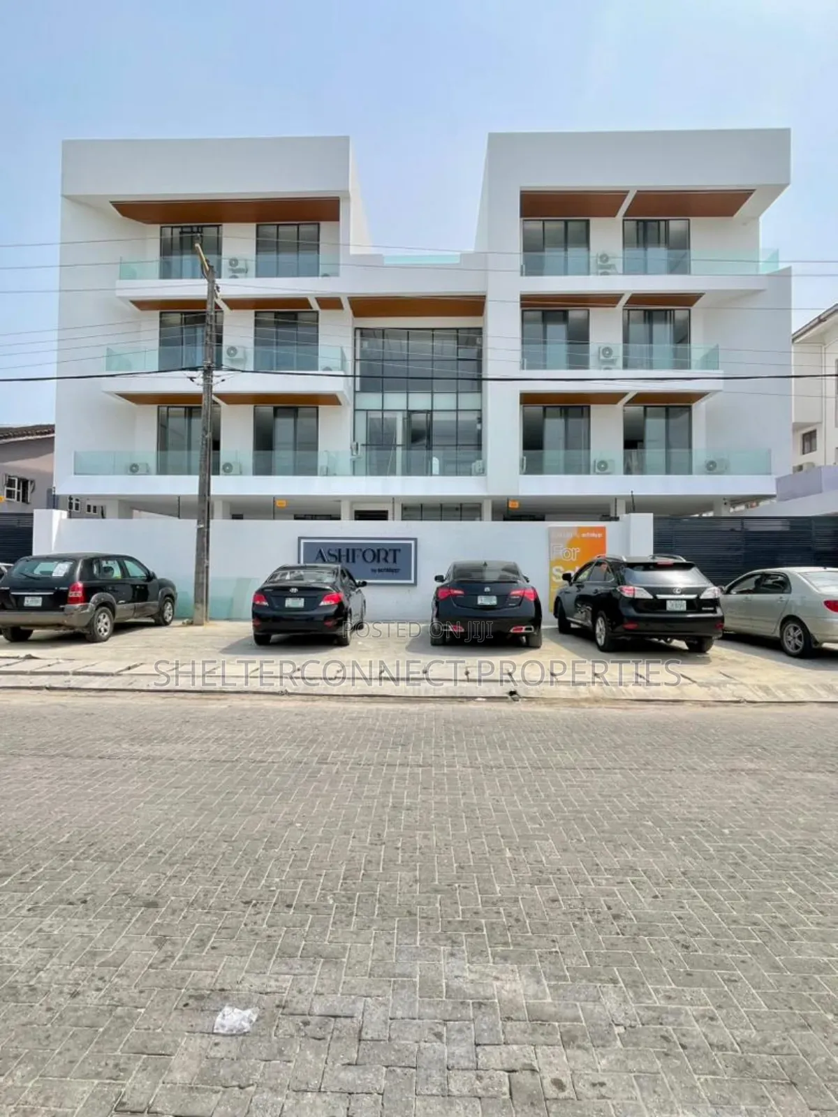 2bdrm Block of Flats in Lekki Phase 1 for sale in Lekki Phase 1