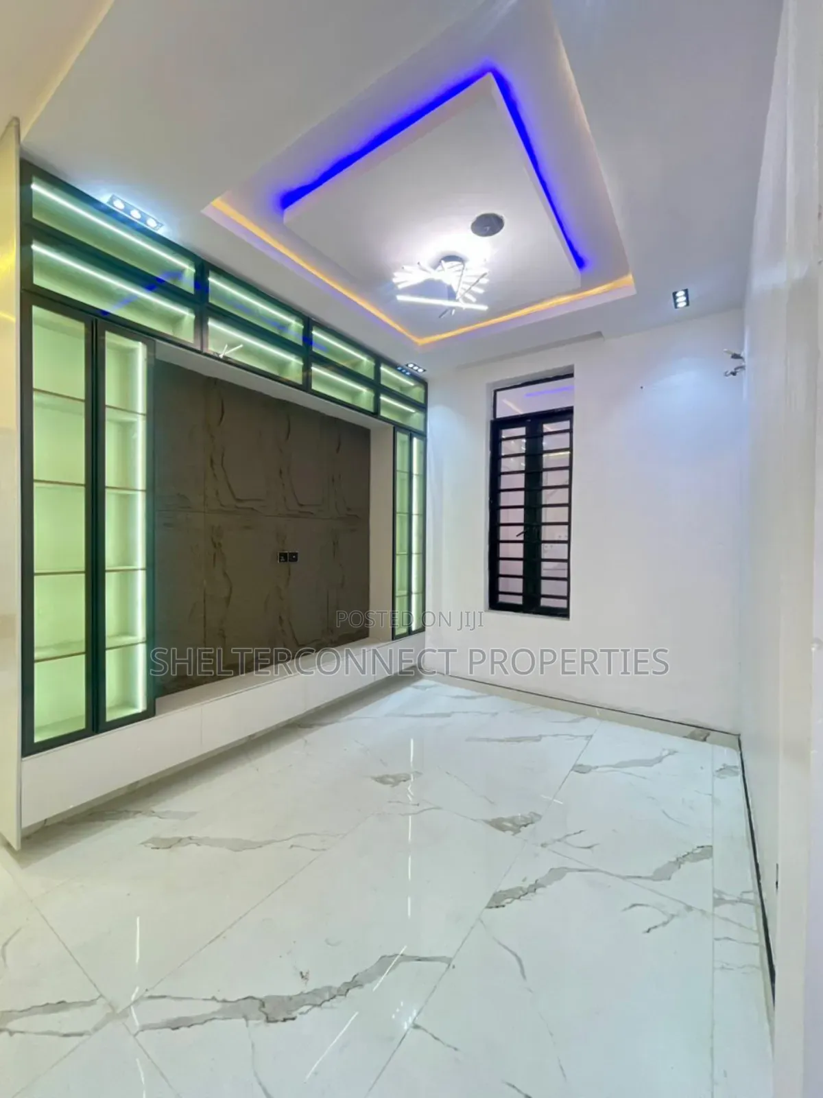 5bdrm Duplex in Lekki Expressway for sale in Lekki Expressway