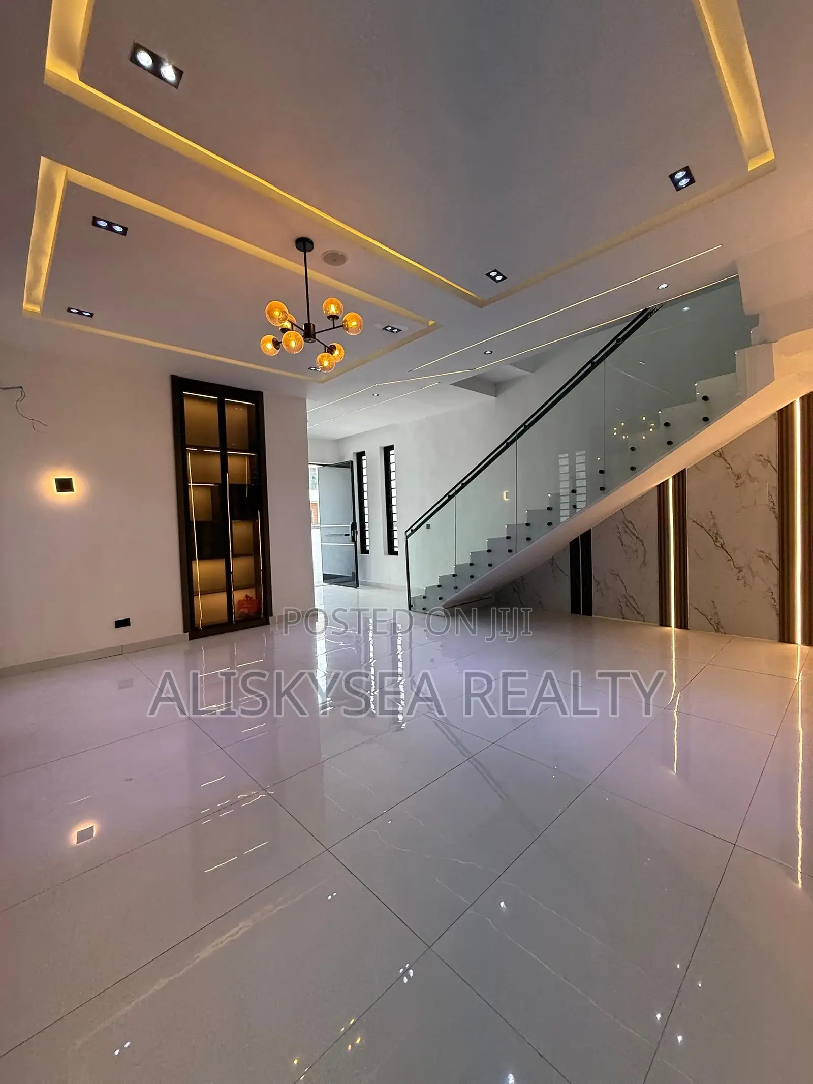 4bdrm Duplex in Ajah for sale in Ado / Ajah