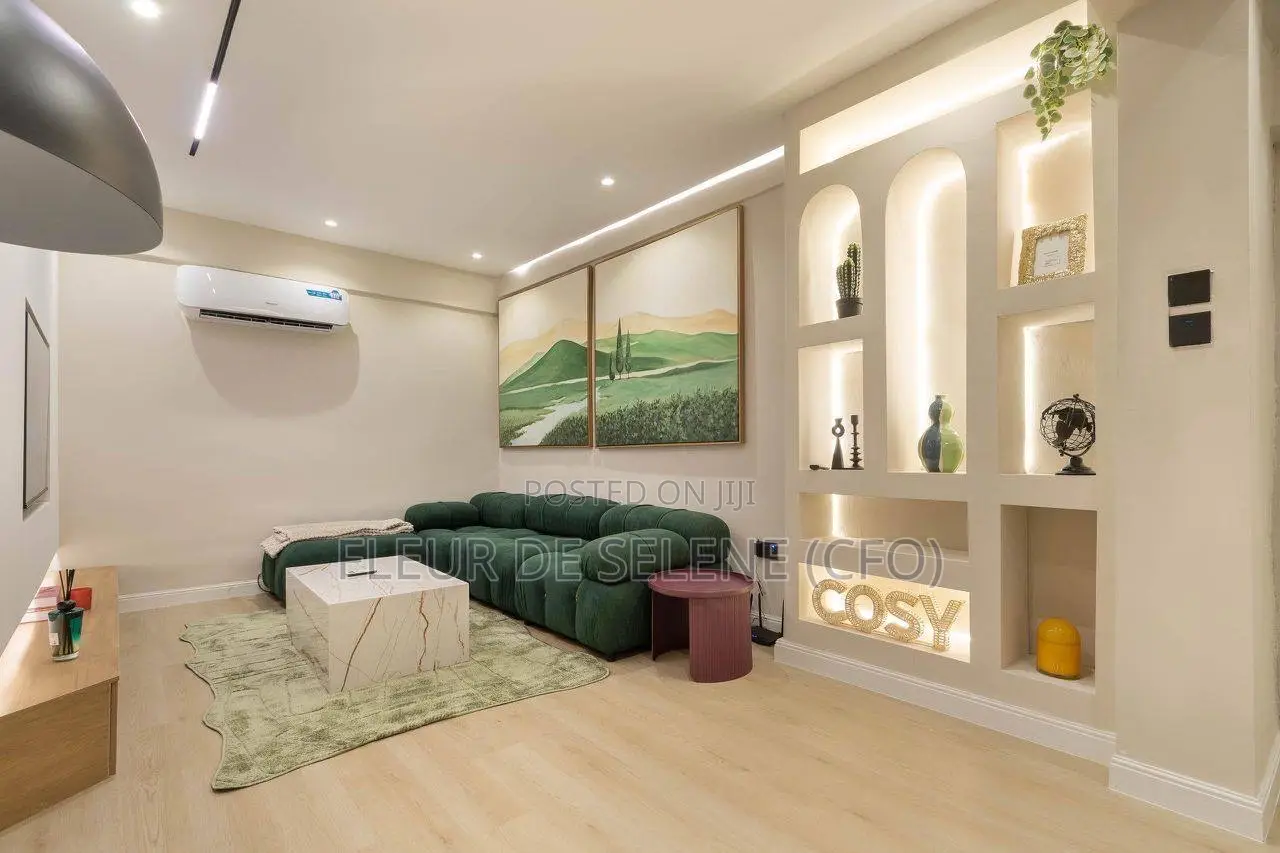 Luxurious 2 Bedroom Apartment in Lekki Phase 1