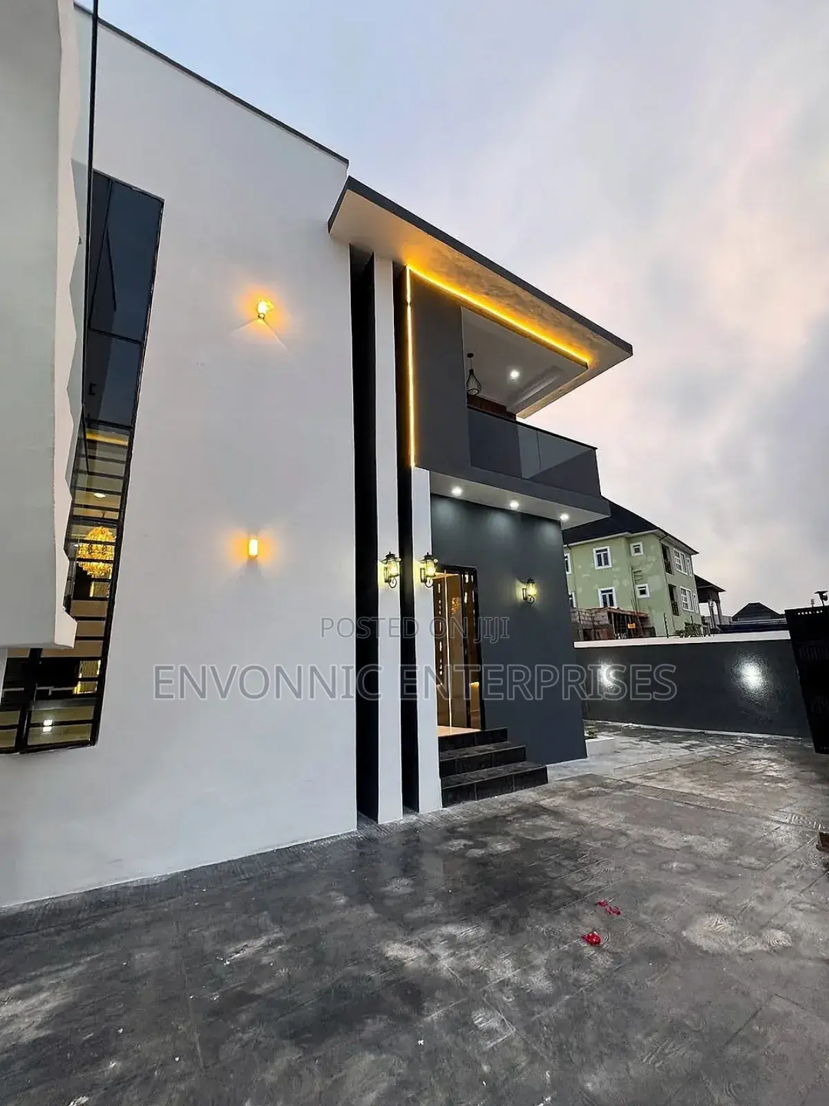4bdrm Duplex in Shell Cooporative, Obio-Akpor for sale in Obio-Akpor
