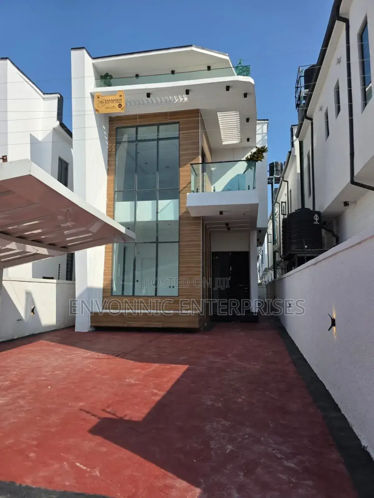 5bdrm Duplex in Lekki for sale in Lekki